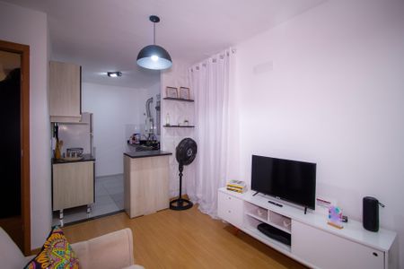 Sala de apartamento para alugar com 2 quartos, 42m² em Vila Lage, São Gonçalo