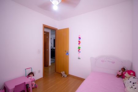 Quarto 2 de apartamento para alugar com 2 quartos, 42m² em Vila Lage, São Gonçalo