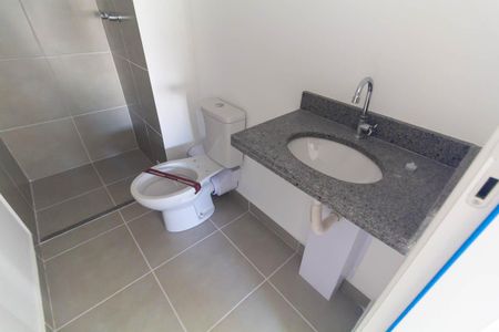 Apartamento para alugar com 47m², 2 quartos e 1 vaga Apartamento para alugar com 47m², 2 quartos e 1 vagaBanheiro