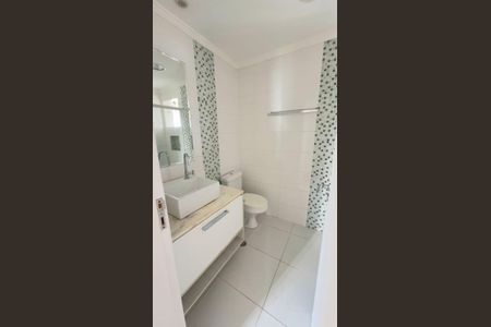 Casa à venda com 78m², 2 quartos e 1 vagaBanheiro