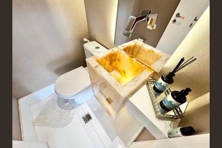 Apartamento para alugar com 133m², 3 quartos e 2 vagasLavabo