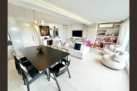 Sala de apartamento para alugar com 2 quartos, 132m² em Vila Ester (zona Norte), São Paulo