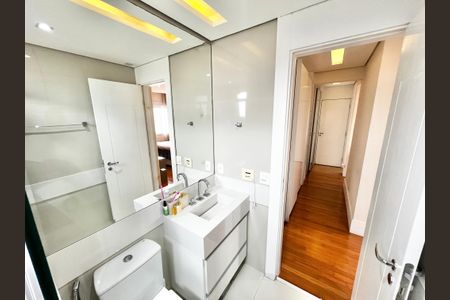 Apartamento para alugar com 133m², 3 quartos e 2 vagasBanheiro 2 da Suíte 1