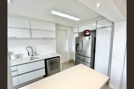 Apartamento para alugar com 133m², 3 quartos e 2 vagasCozinha