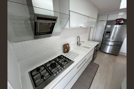 Apartamento para alugar com 133m², 3 quartos e 2 vagasCozinha