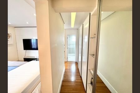 Apartamento para alugar com 133m², 3 quartos e 2 vagasQuarto Suíte 1