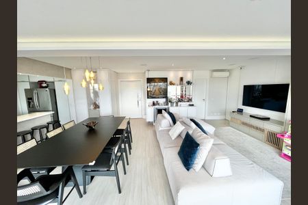 Apartamento para alugar com 133m², 3 quartos e 2 vagasSala