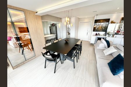 Apartamento para alugar com 133m², 3 quartos e 2 vagasSala