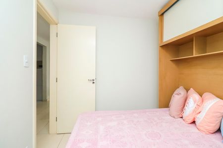 Quarto 2 de apartamento à venda com 2 quartos, 55m² em Conjunto Residencial José Bonifácio, São Paulo