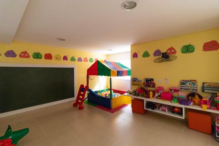 Apartamento à venda com 80m², 3 quartos e 2 vagasÁrea comum - Briqnuedoteca