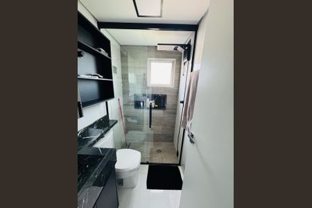 Apartamento à venda com 97m², 2 quartos e 1 vaga Apartamento à venda com 97m², 2 quartos e 1 vagaBanheiro