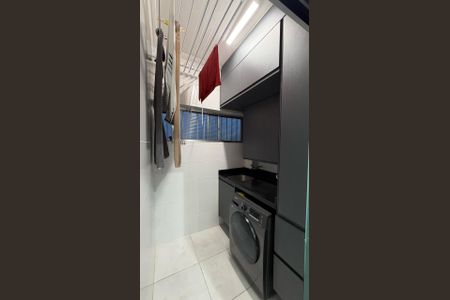 Apartamento à venda com 97m², 2 quartos e 1 vaga Apartamento à venda com 97m², 2 quartos e 1 vagaÁrea de serviço