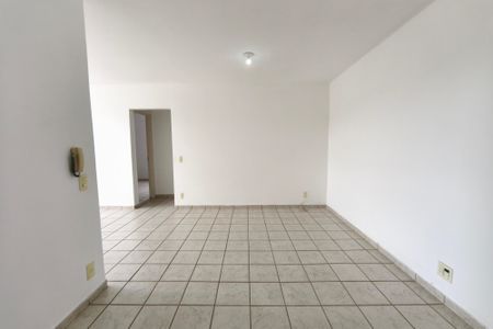 Apartamento à venda com 64m², 2 quartos e 1 vaga Apartamento à venda com 64m², 2 quartos e 1 vagaSala de Jantar