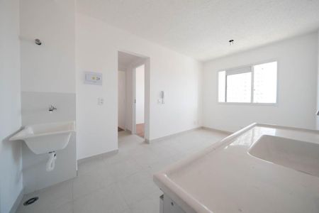 Sala/Cozinha de apartamento para alugar com 2 quartos, 33m² em Vila Ré, São Paulo