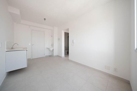 Sala/Cozinha de apartamento para alugar com 2 quartos, 33m² em Vila Ré, São Paulo