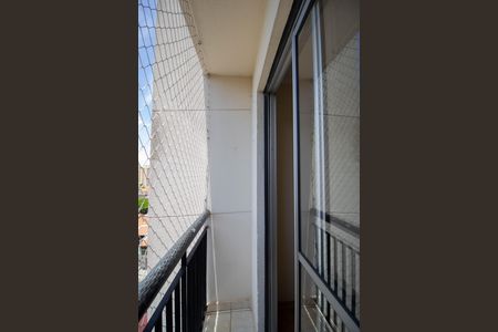 Varanda da Sala de apartamento para alugar com 2 quartos, 52m² em Conjunto Residencial Vista Verde, São Paulo