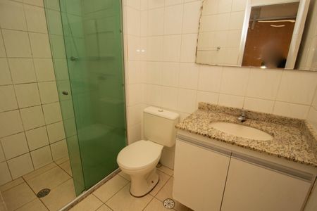 Apartamento para alugar com 52m², 2 quartos e 1 vaga Apartamento para alugar com 52m², 2 quartos e 1 vagaBanheiro