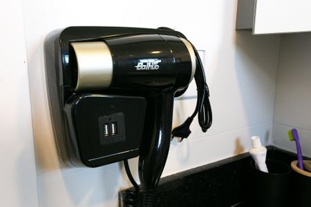 Studio para alugar com 26m², 1 quarto e sem vagaBanheiro - Sacador de Cabelo