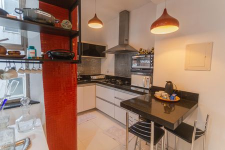 Apartamento para alugar com 150m², 2 quartos e 2 vagasCozinha