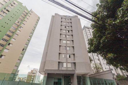 Apartamento para alugar com 150m², 2 quartos e 2 vagasFachada