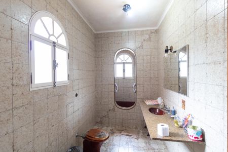 Casa de condomínio à venda com 760m², 5 quartos e 4 vagasBanheiro