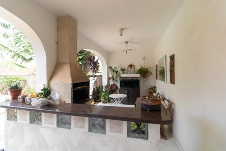 Casa de condomínio à venda com 760m², 5 quartos e 4 vagasChurrasqueira