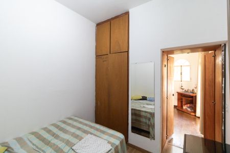 Casa de condomínio à venda com 760m², 5 quartos e 4 vagasSuíte 01