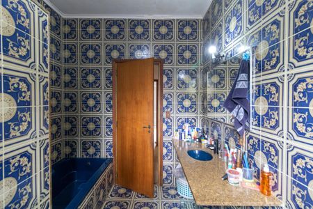 Casa de condomínio à venda com 760m², 5 quartos e 4 vagasBanheiro da Suíte 03