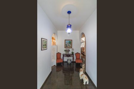 Casa de condomínio à venda com 760m², 5 quartos e 4 vagasHall de entrada