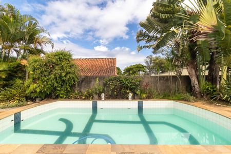 Casa de condomínio à venda com 760m², 5 quartos e 4 vagasQuintal