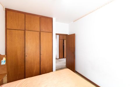 Casa de condomínio à venda com 760m², 5 quartos e 4 vagasQuarto 01