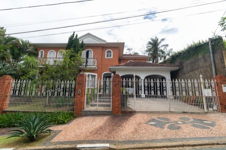 Casa de condomínio à venda com 760m², 5 quartos e 4 vagasFachada