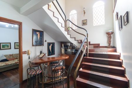 Casa de condomínio à venda com 760m², 5 quartos e 4 vagasBar