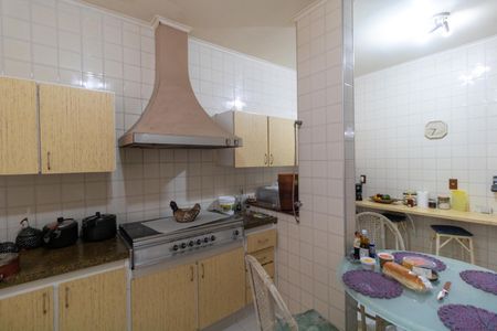 Casa de condomínio à venda com 760m², 5 quartos e 4 vagasCozinha