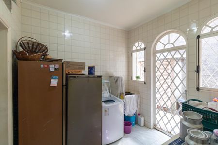 Casa de condomínio à venda com 760m², 5 quartos e 4 vagasÁrea de Serviço