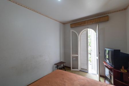 Casa de condomínio à venda com 760m², 5 quartos e 4 vagasQuarto 01