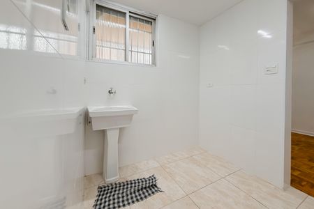Apartamento à venda com 45m², 2 quartos e sem vagaCozinha e Área de Serviço