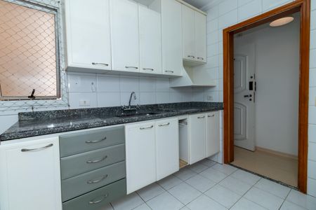 Apartamento para alugar com 92m², 3 quartos e 2 vagas Apartamento para alugar com 92m², 3 quartos e 2 vagasCozinha