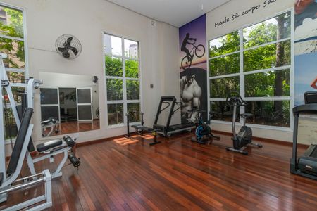 Apartamento para alugar com 92m², 3 quartos e 2 vagas Apartamento para alugar com 92m², 3 quartos e 2 vagasÁrea Comum - Academia