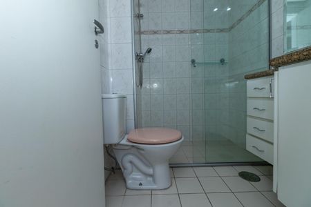 Apartamento para alugar com 92m², 3 quartos e 2 vagas Apartamento para alugar com 92m², 3 quartos e 2 vagasBanheiro
