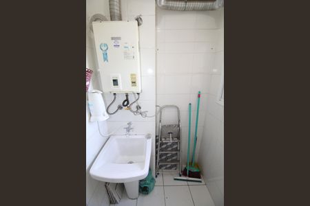 Apartamento para alugar com 65m², 3 quartos e 1 vagaÁrea de Serviço