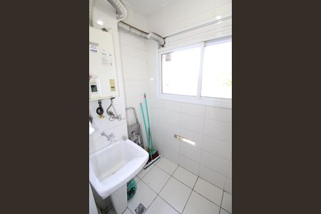 Apartamento para alugar com 65m², 3 quartos e 1 vagaÁrea de Serviço