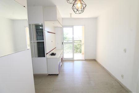 Apartamento para alugar com 65m², 3 quartos e 1 vagaSala