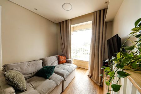 Sala de apartamento para alugar com 2 quartos, 45m² em Sítio da Figueira, São Paulo