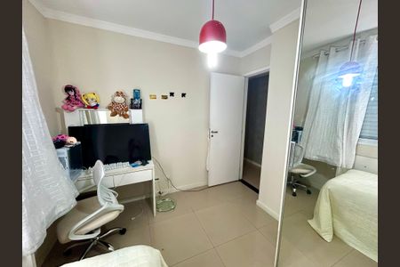 Apartamento para alugar com 75m², 3 quartos e 2 vagasQuarto 2