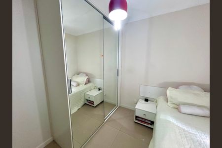 Apartamento para alugar com 75m², 3 quartos e 2 vagasQuarto 2