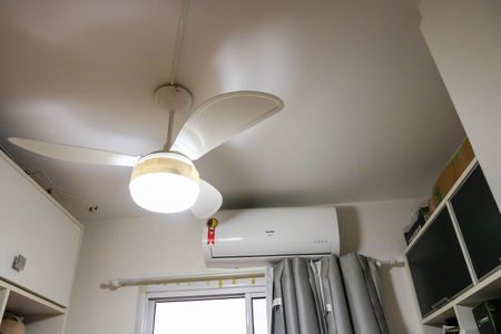 Apartamento à venda com 58m², 2 quartos e 1 vagaQuarto 2