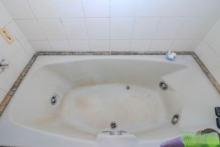 Apartamento à venda com 120m², 3 quartos e 1 vaga Apartamento à venda com 120m², 3 quartos e 1 vagaBanheiro da Suíte