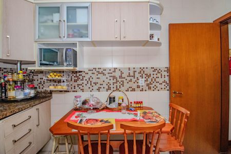 Apartamento à venda com 120m², 3 quartos e 1 vaga Apartamento à venda com 120m², 3 quartos e 1 vagaCozinha