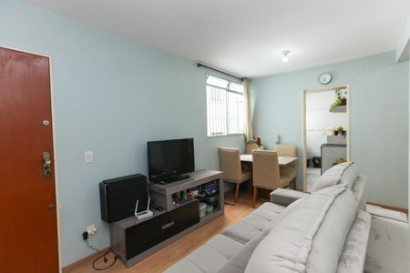 Apartamento à venda com 2 quartos, 60m² em Califórnia, Belo Horizonte